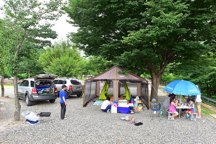 [전라북도 무주군] 덕유캠프농장 – 덕유캠프농장에서 자연을 배우며 캠핑을 즐기.