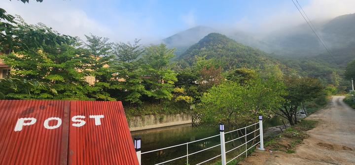 [충청북도 충주시] 수안보 동그라미 캠핑장 – 월악산국립공원과 53℃ 왕의 온천이 있는 채움과 비움의 힐링 캠핑장