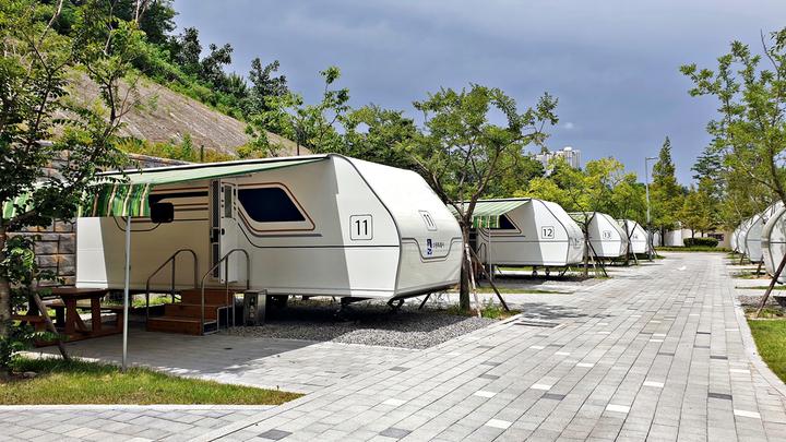 [경기도] 광교호수공원 가족캠핑장 – 도심에서 즐기는 명품 호수공원에 자리한 가족 캠핑장