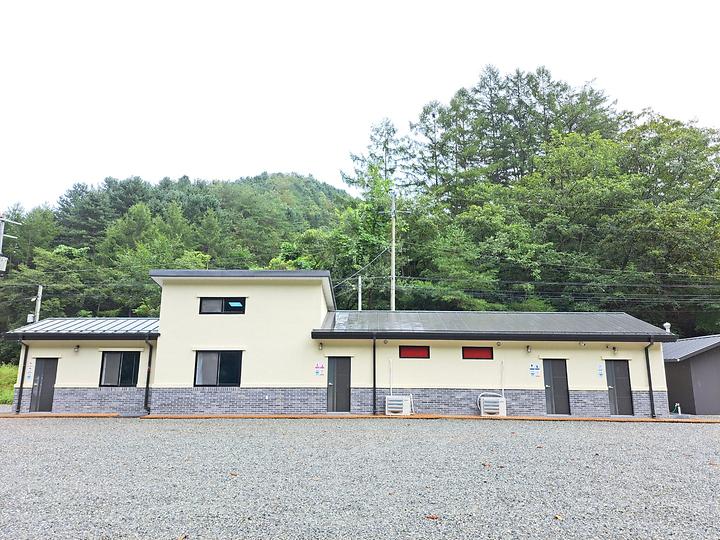 [강원도 홍천군] 홍천도새울캠핑장 – 조용한 산골마을 가족형 숲 속 캠핑장