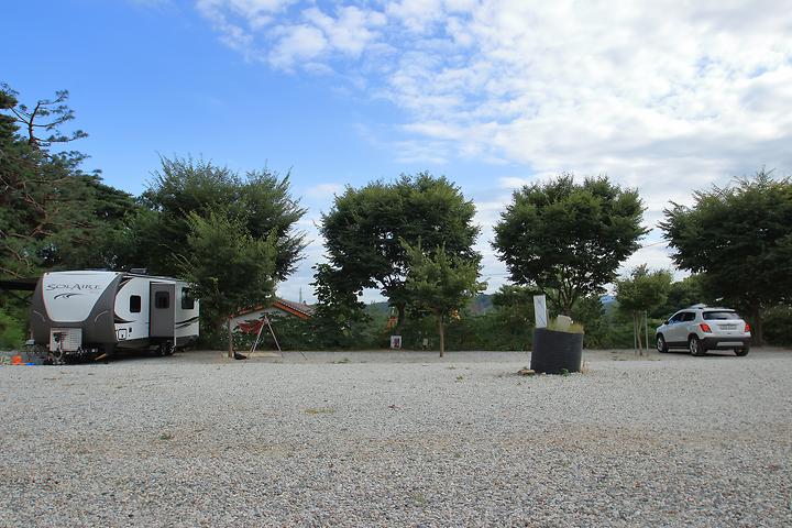 [충청북도 제천시] 제천워터파크캠핑랜드 – 승마, 바이킹 등 즐길 거리 한가득