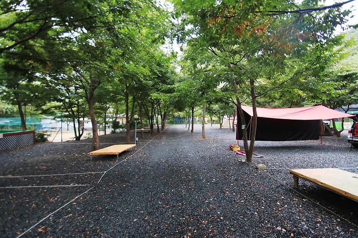 [경상북도 청도군] 배너미오토캠핑장 – 삼계리계곡과 가까운 오토캠핑장