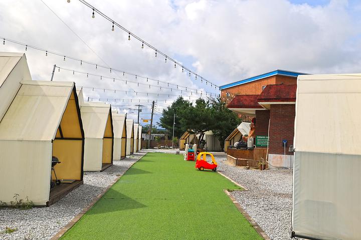 [경기도 이천시] 고기하이캠핑장 – 도지초등학교옆 바비큐 캠핑장